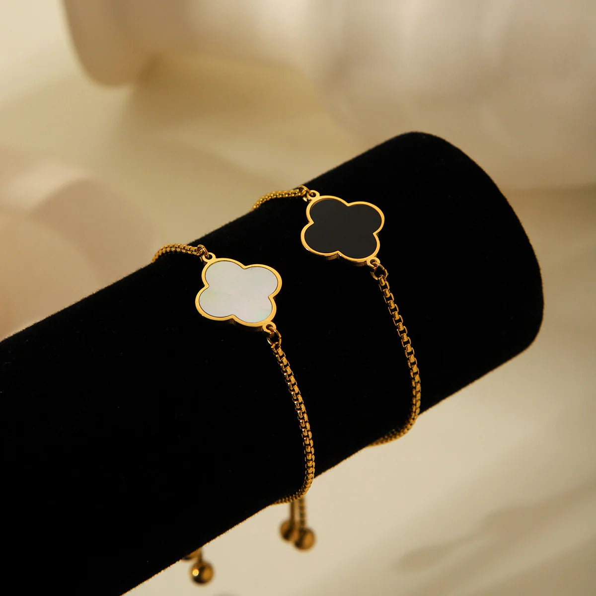 Bracelet trèfle chaîne réglable